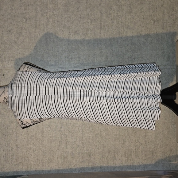 EUC Women's cover up/dress - Picture 8 of 13